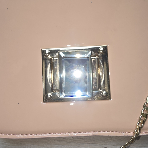CHARMING CHARLEY PINK PATENT SHINY SMALL BAG RHINESTONE CLASP CLOSURE - Picture 2 of 10